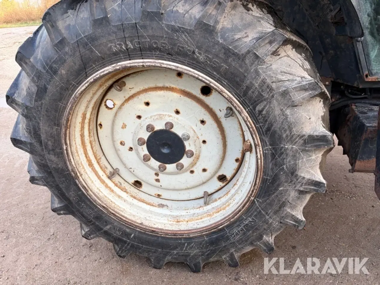 Billede 10 - Traktor Valtra N101