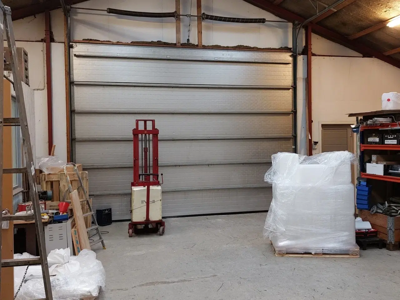 Billede 2 - Lager/produktion med kontor ledigt 1. maj