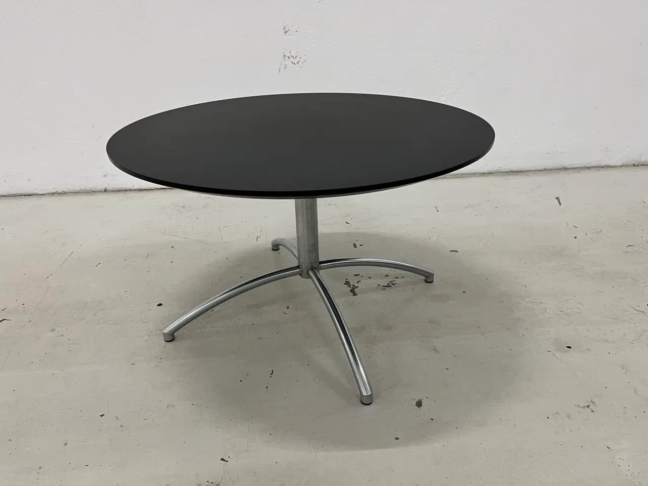 Billede 11 - Erik Jørgensen EJ70stole og EJ90 bord.