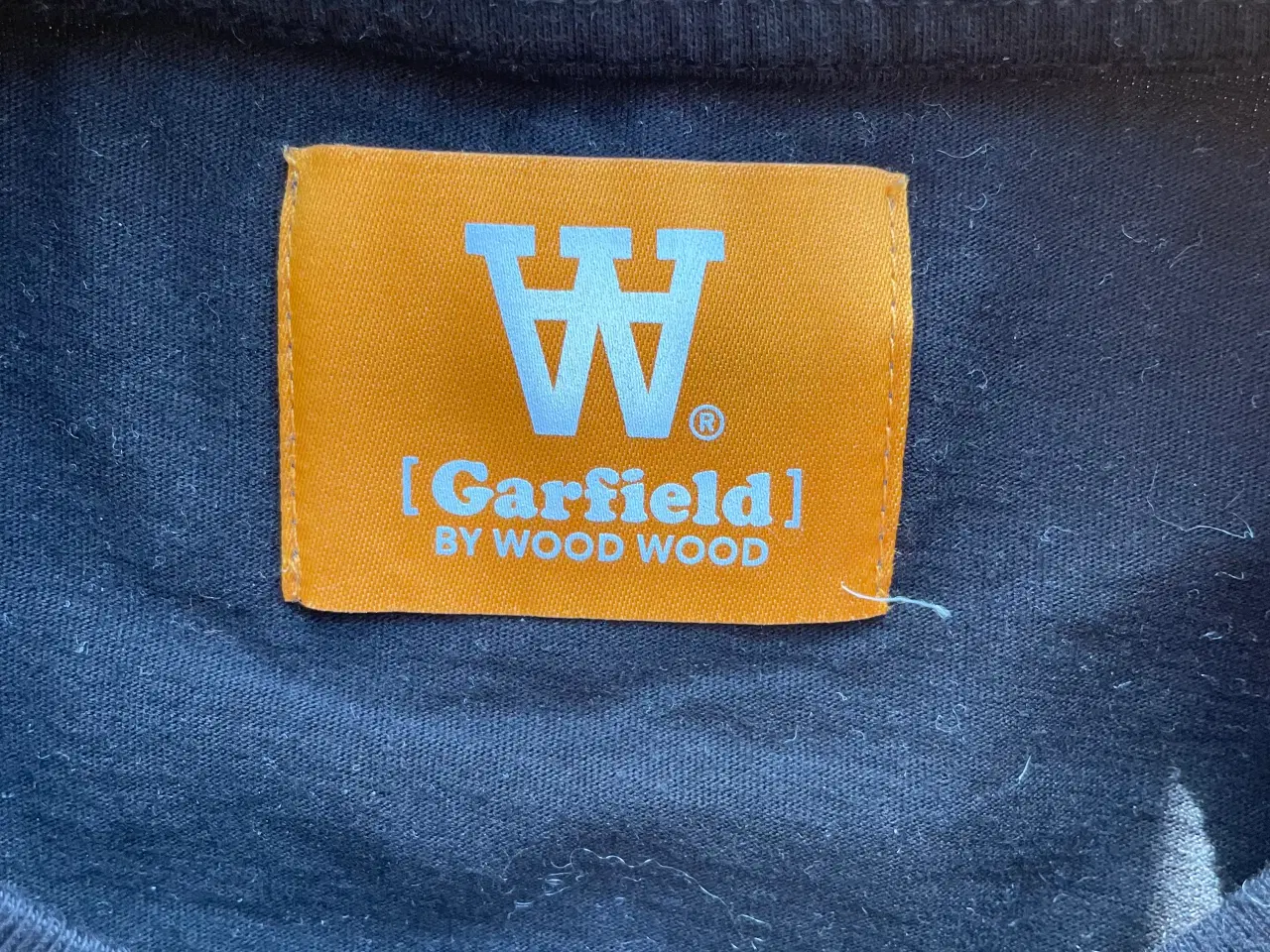 Billede 2 - Wood Wood x Garfield t-shirt
