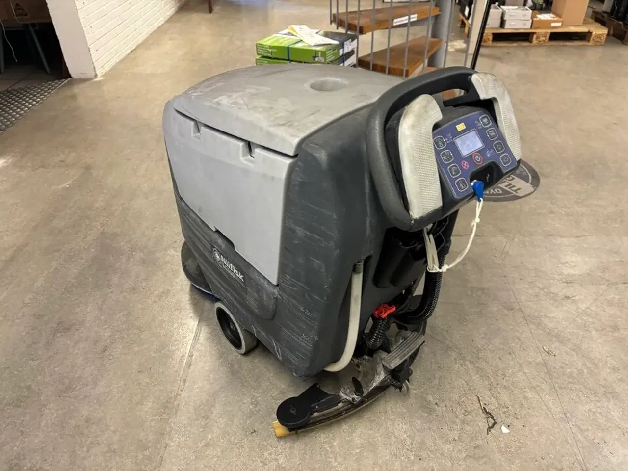 Billede 3 - Gulvvasker NILFISK SC500