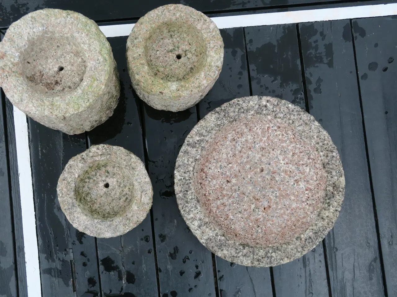 Billede 3 - Fuglebad og krukker af granit sælges