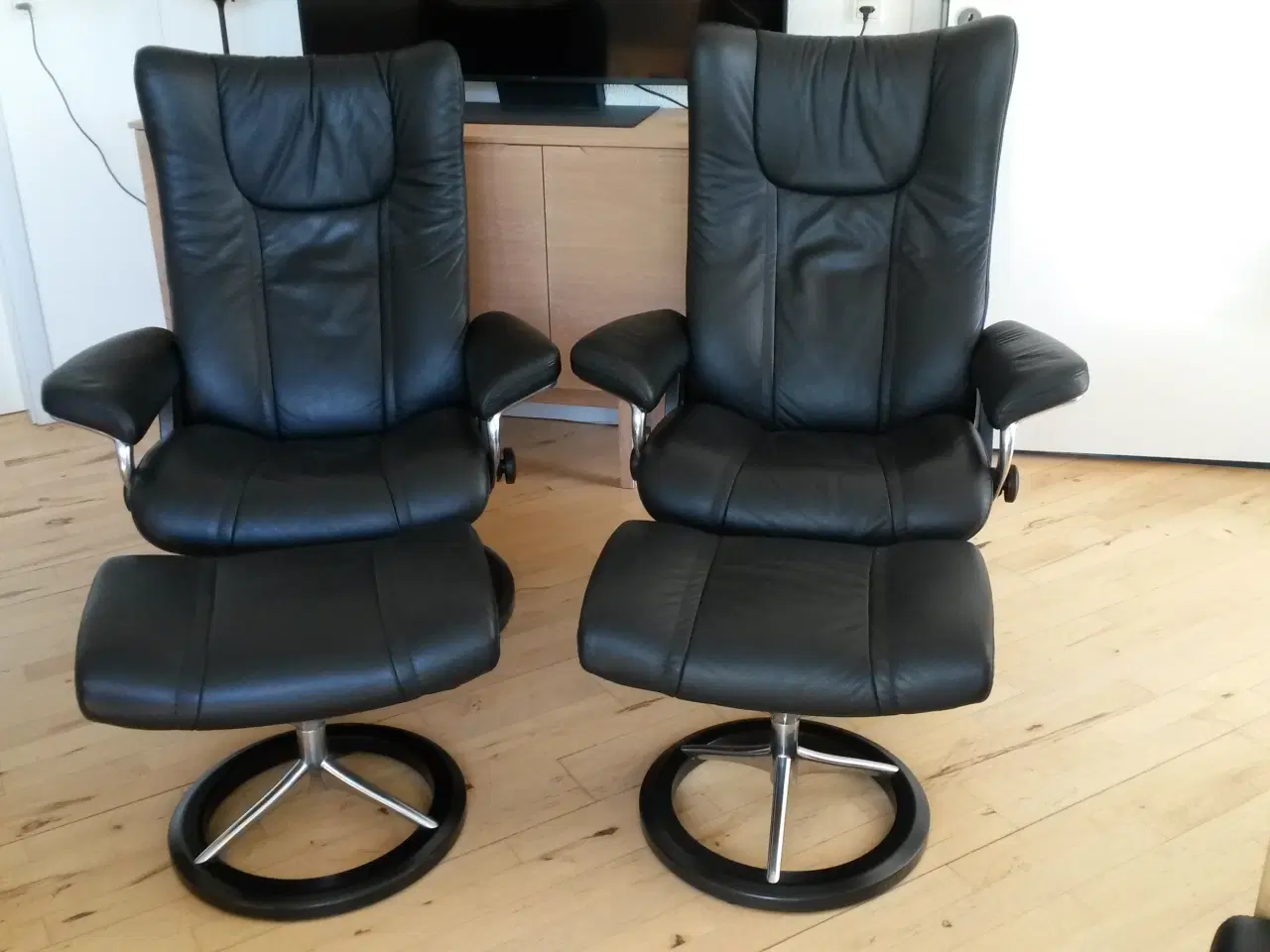 Billede 1 - stressless wing med skammel  på signature stel 