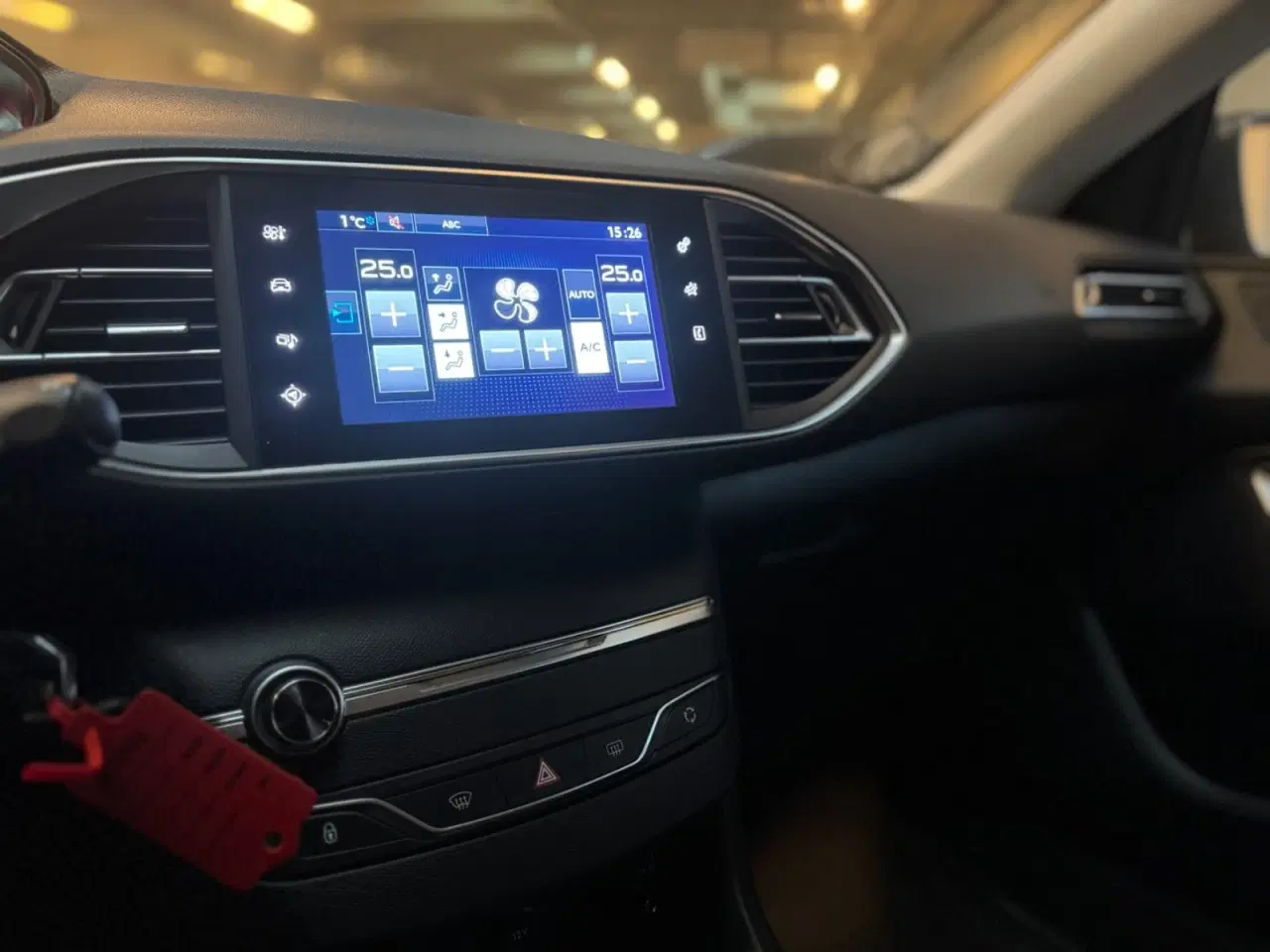 Billede 14 - Peugeot 308 1,6 BlueHDi 120 Style Sky SW