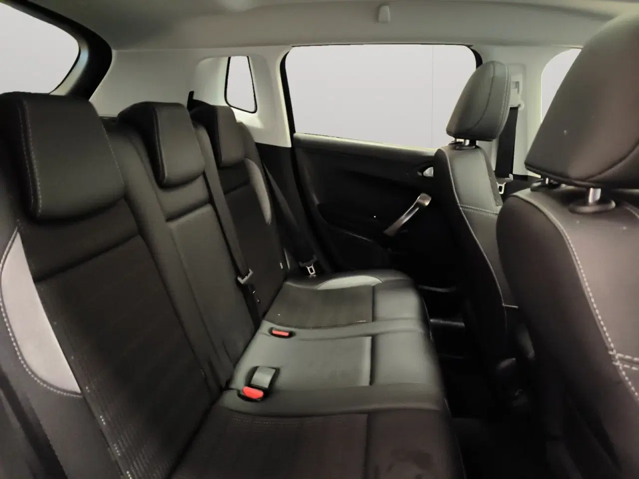 Billede 7 - Peugeot 2008 1,6 BlueHDi 100 Selection Sky