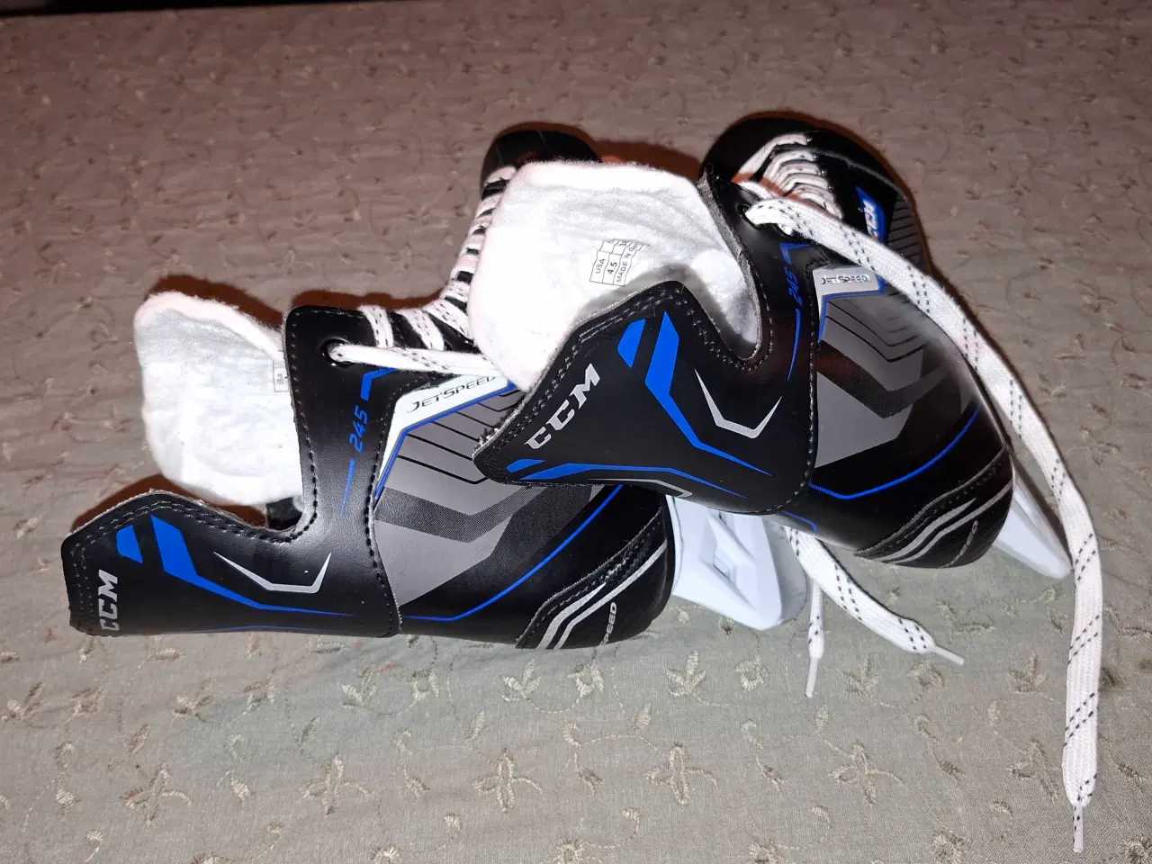 Billede 3 - CCM ishockeyskøjter str 38