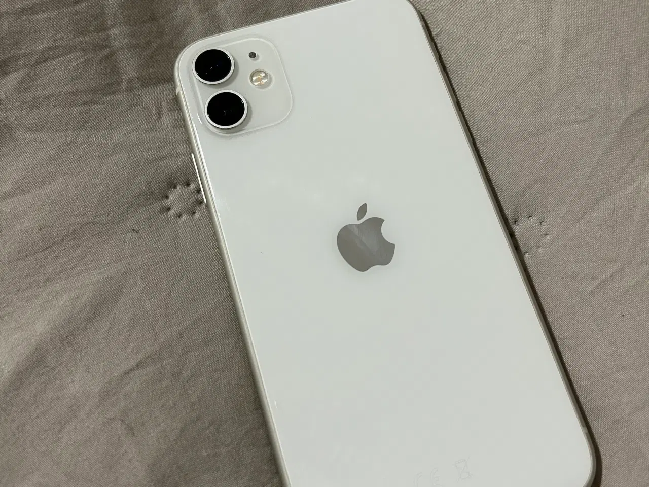 Billede 1 - iPhone 11, hvid