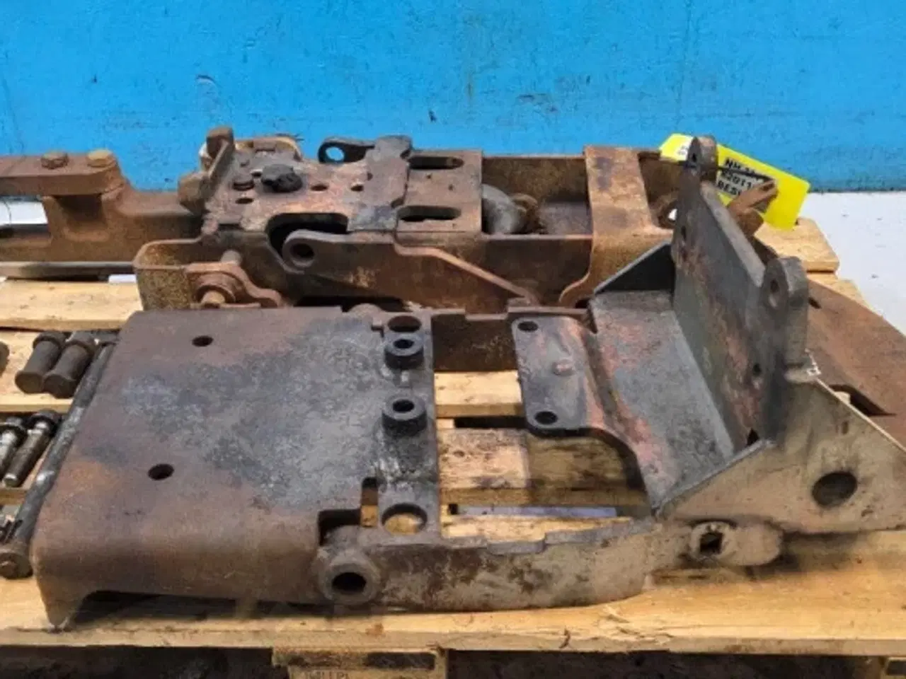 Billede 6 - New Holland M115 Hitch Træk Kit 82012769