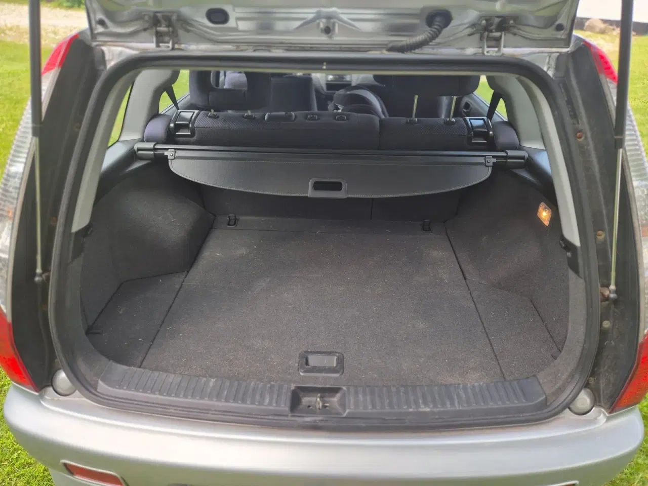 Billede 11 - Mitsubishi Lancer 1,6 Invite stc.