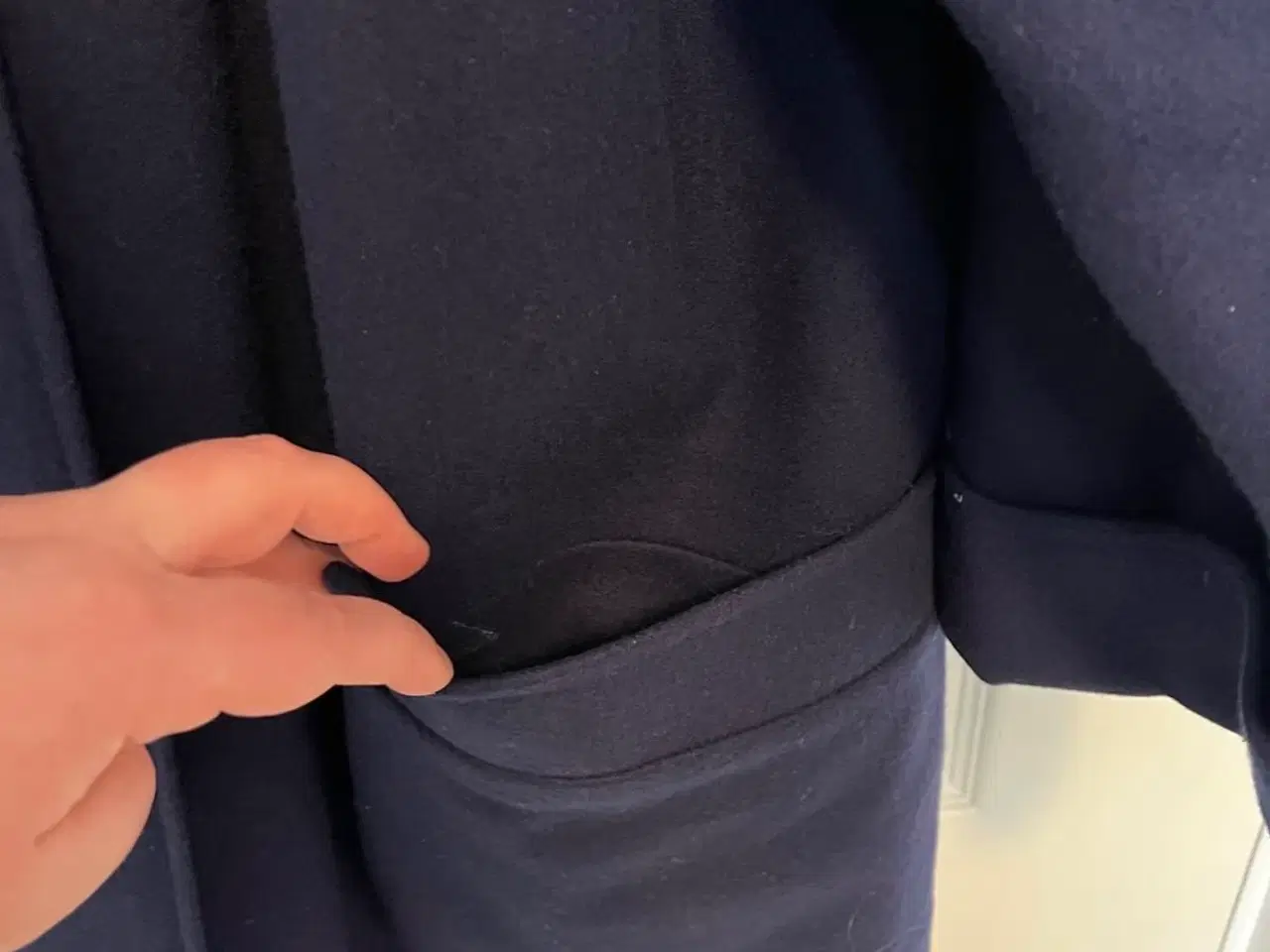 Billede 5 - Fin mørkeblå jakke fra Kelley