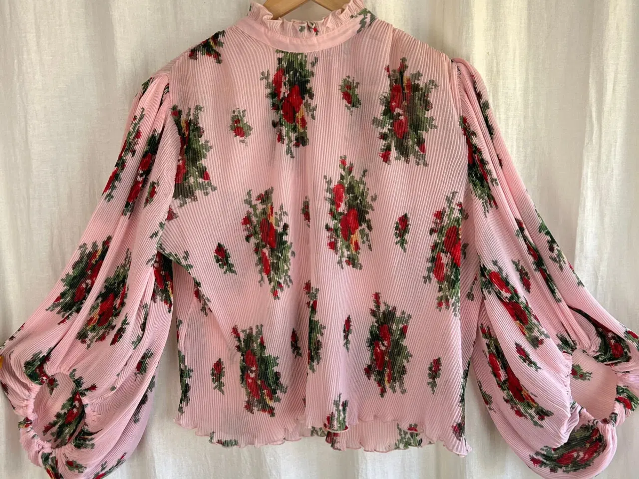 Billede 1 - Ganni bluser