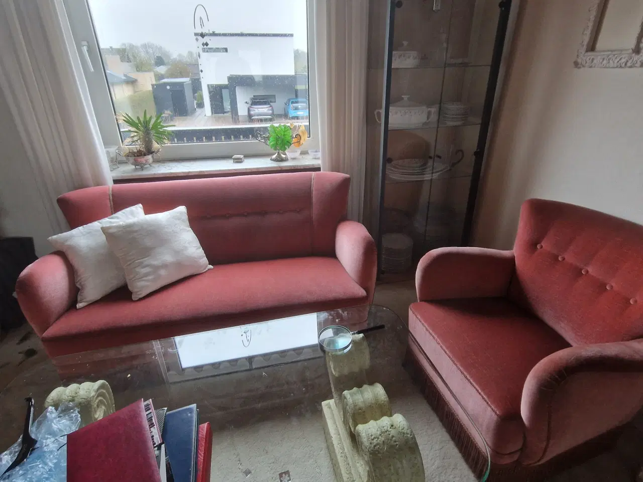 Billede 1 - Sofa pg stol Bortgivrs