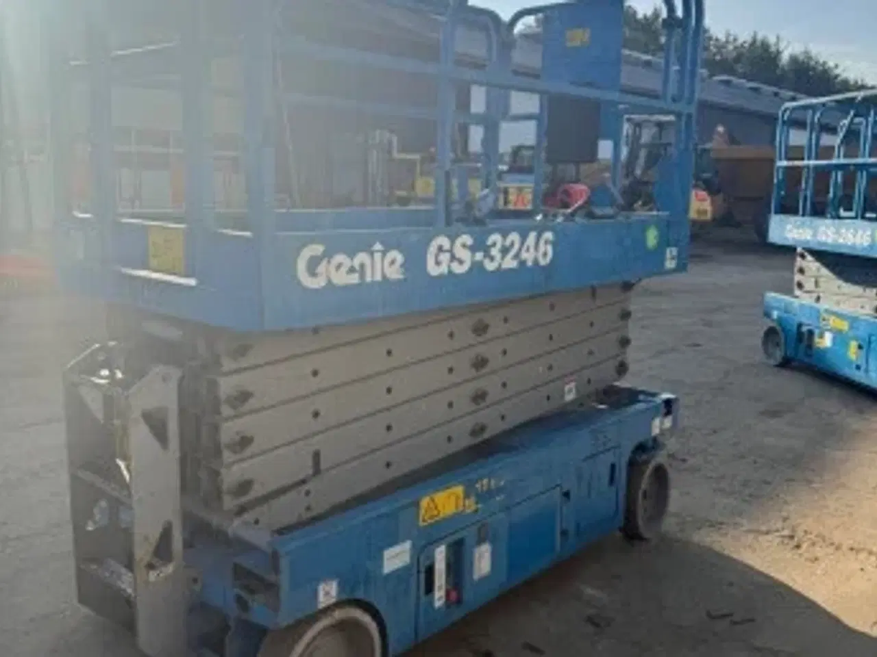 Billede 3 - Velholdt 12m saxlift