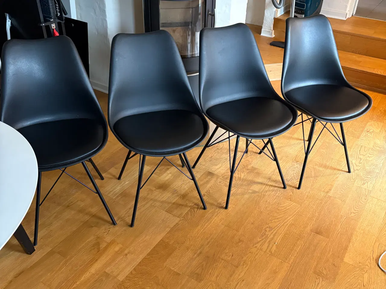 Billede 4 - Bord med 4 stole