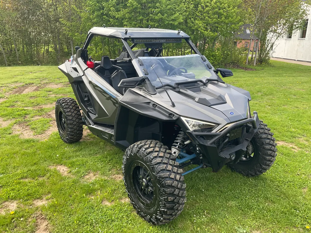 Billede 5 - Polarias rzr pro  på traktorplader 