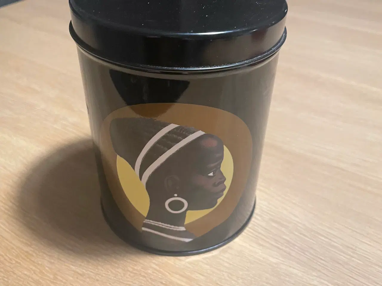 Billede 9 - Blikdåser sælges