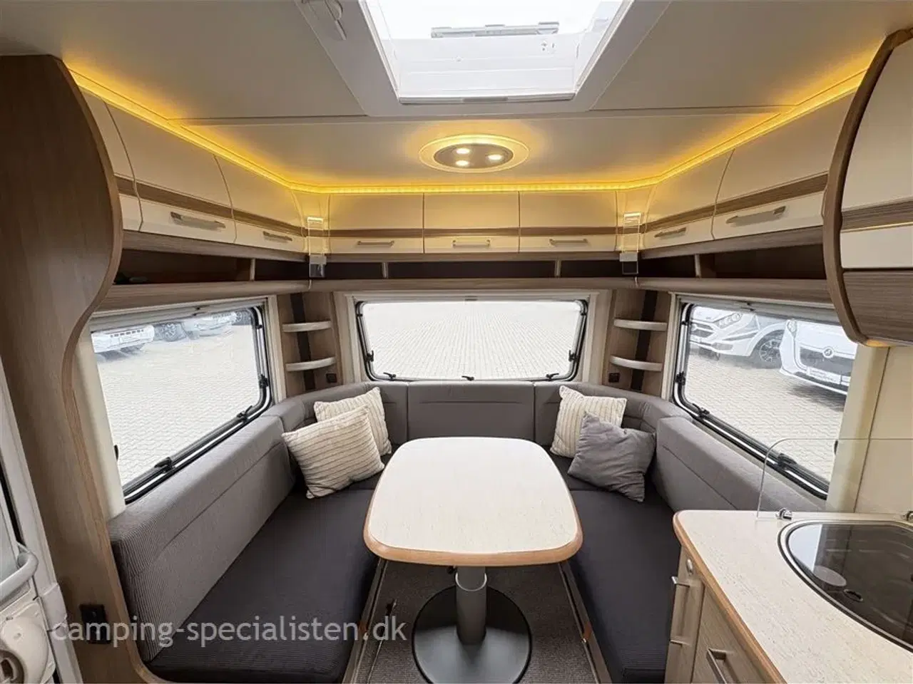 Billede 5 - 2016 - Fendt Bianco Selection 465 SFB   Fendt Bianco Selection 465 SFB 2016 - Se den nu hos Camping-Specialisten.dk