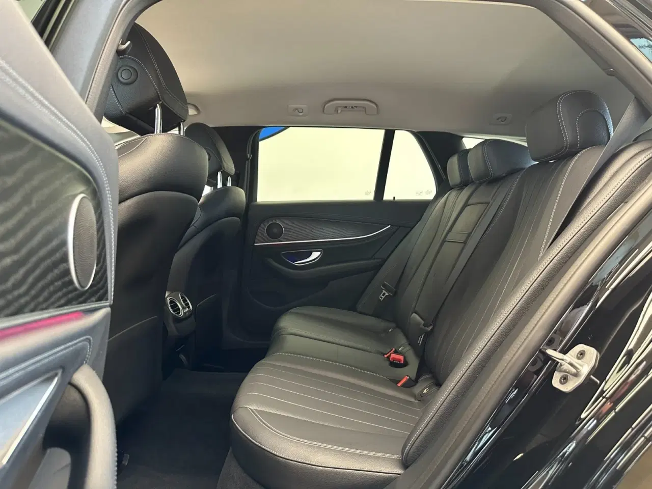 Billede 14 - Mercedes E300 de 2,0 stc. aut. 4Matic