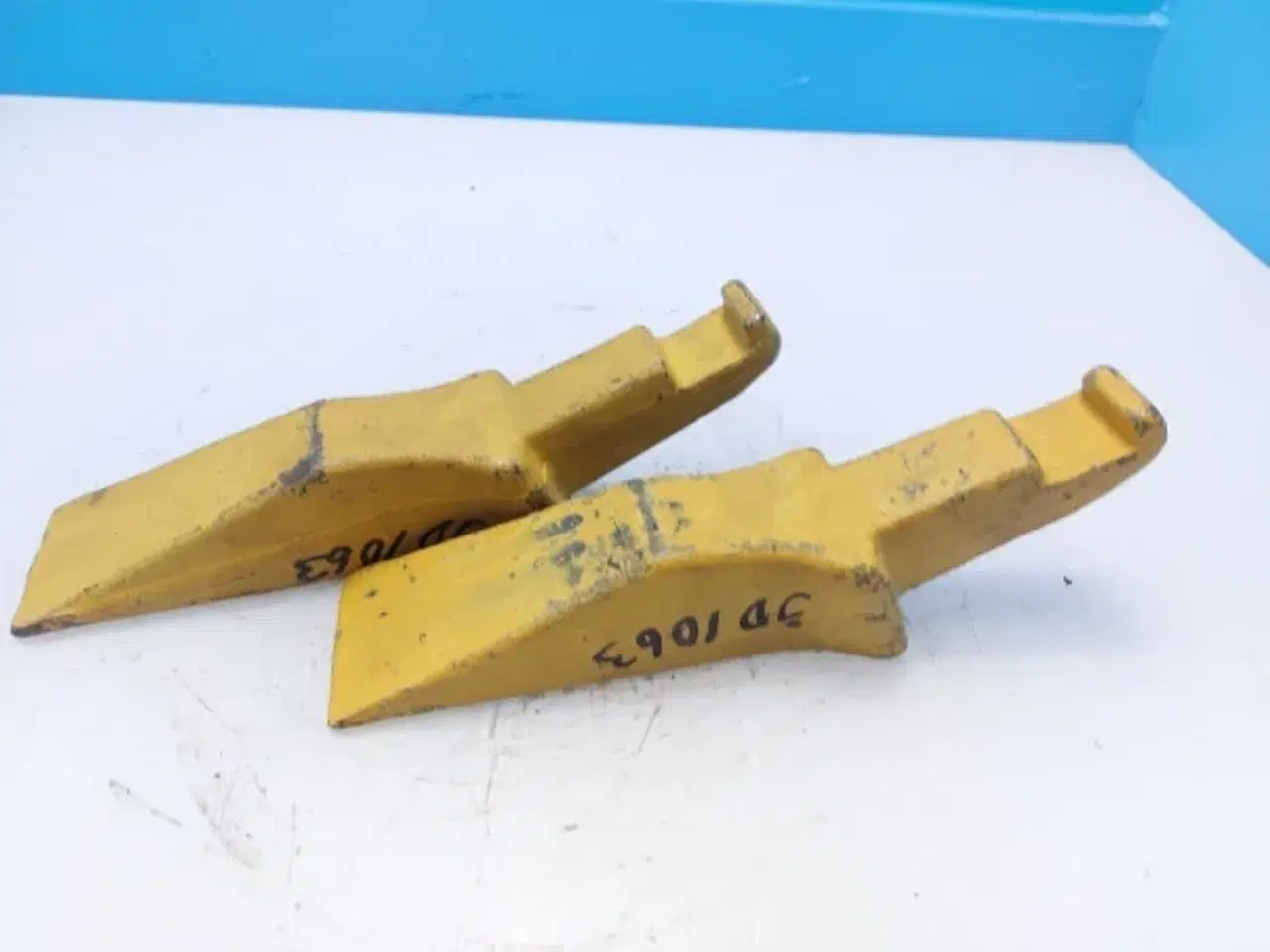 Billede 8 - John Deere 1063 Skovltænder sæt