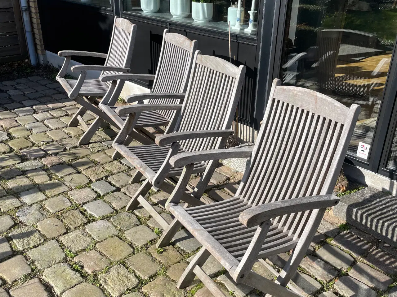 Billede 8 - Havebord og 4 havestole træ hårdttræ