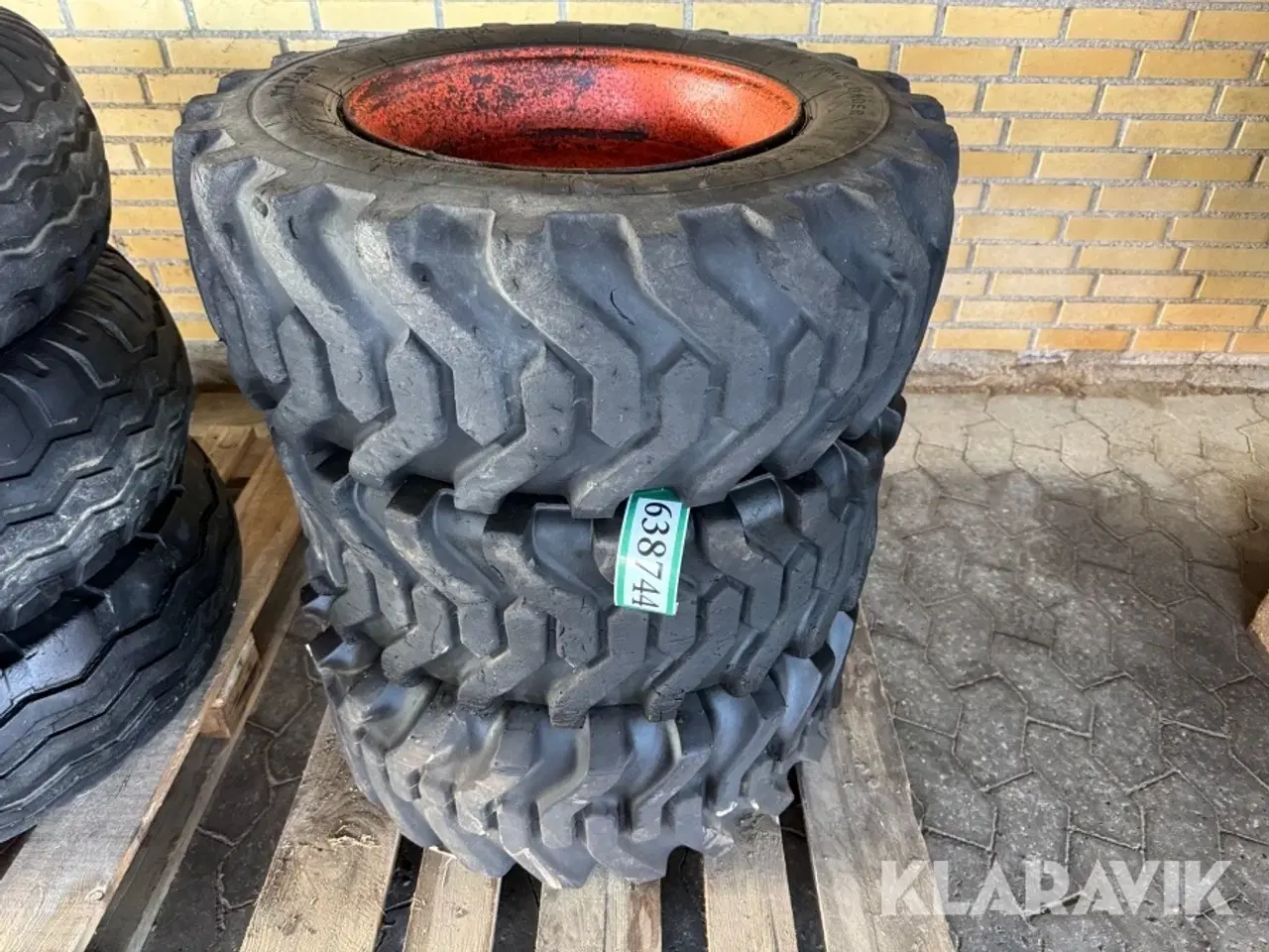 Billede 1 - Dæk Titan Trac loader