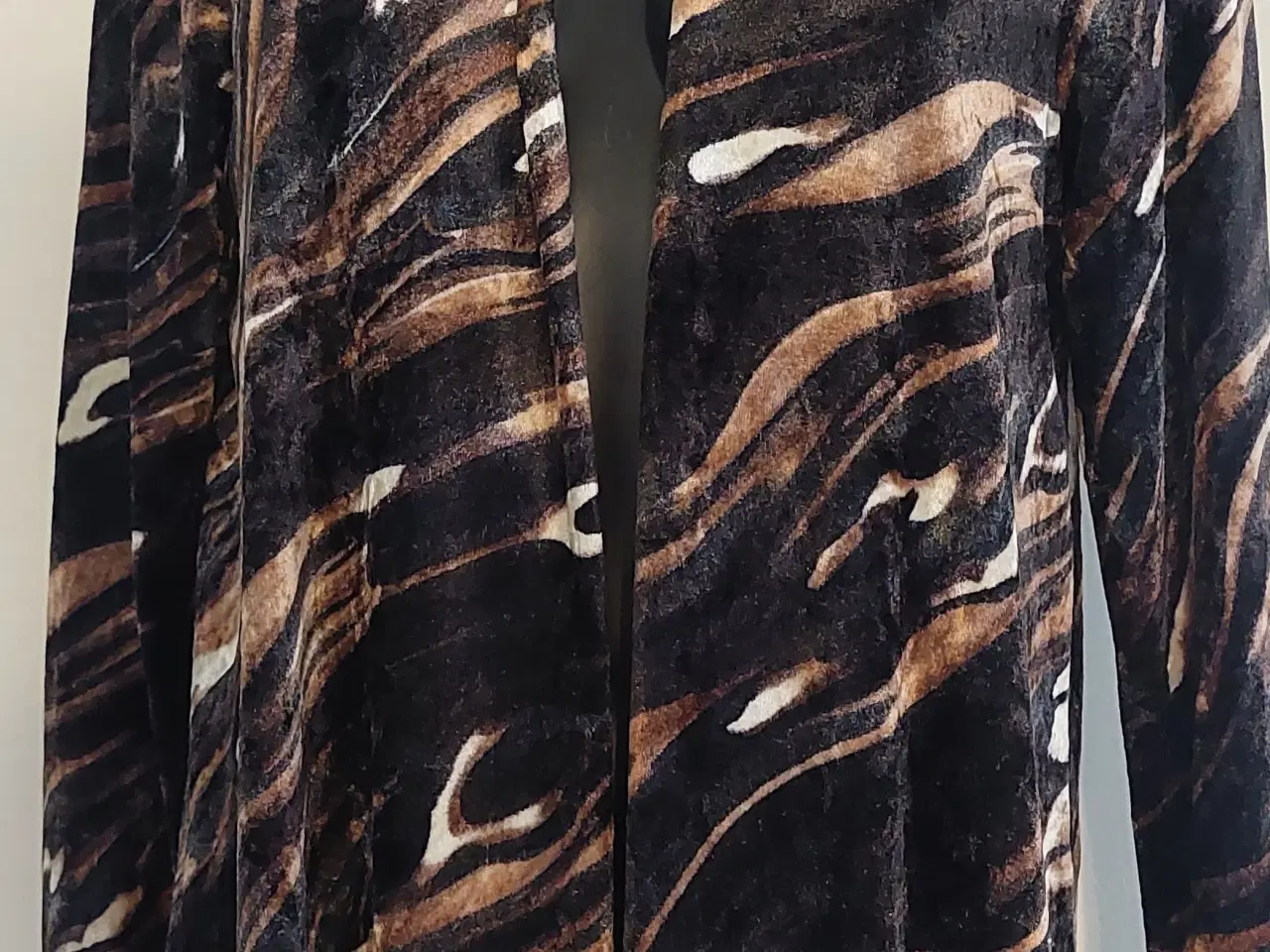 Billede 2 - Lang cardigan, Kirsten Krogh small/medium