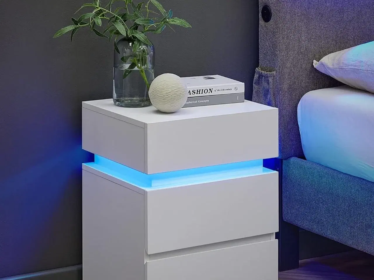 Billede 5 - Sengebord med LED-lys 3 skuffer, moderne, 35 × 40 × 55 cm, hvid