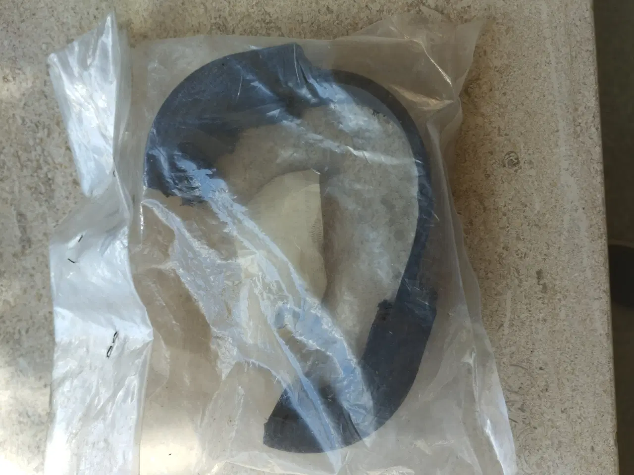 Billede 2 - Yamaha, Brændstofs tank gummi 2 takt. (%)