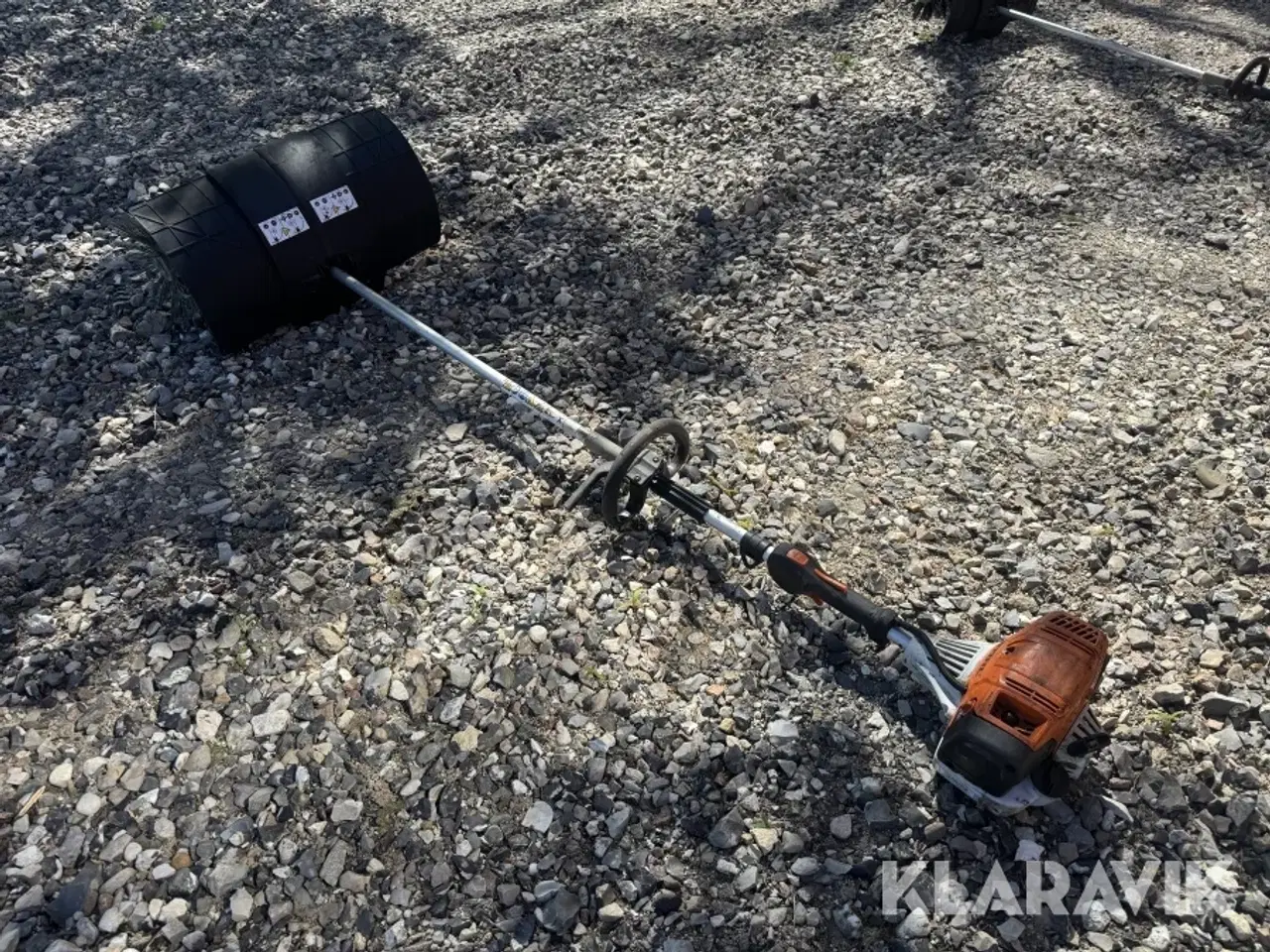 Billede 4 - Kombimaskine Stihl KM 131R med børstevalse