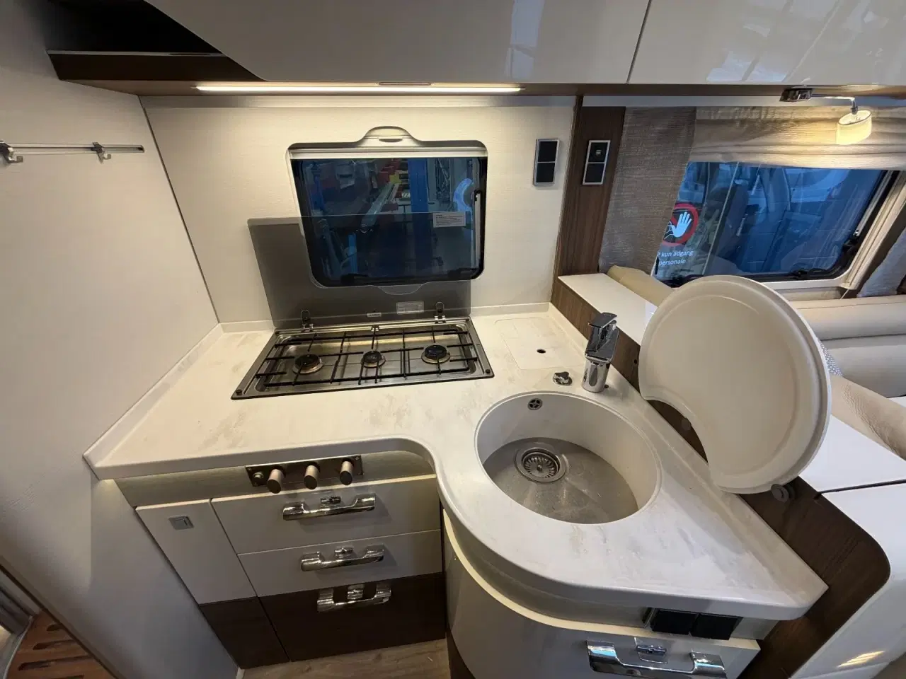 Billede 15 - Hymer B-MC I890 2,2 CDi Masterline aut.