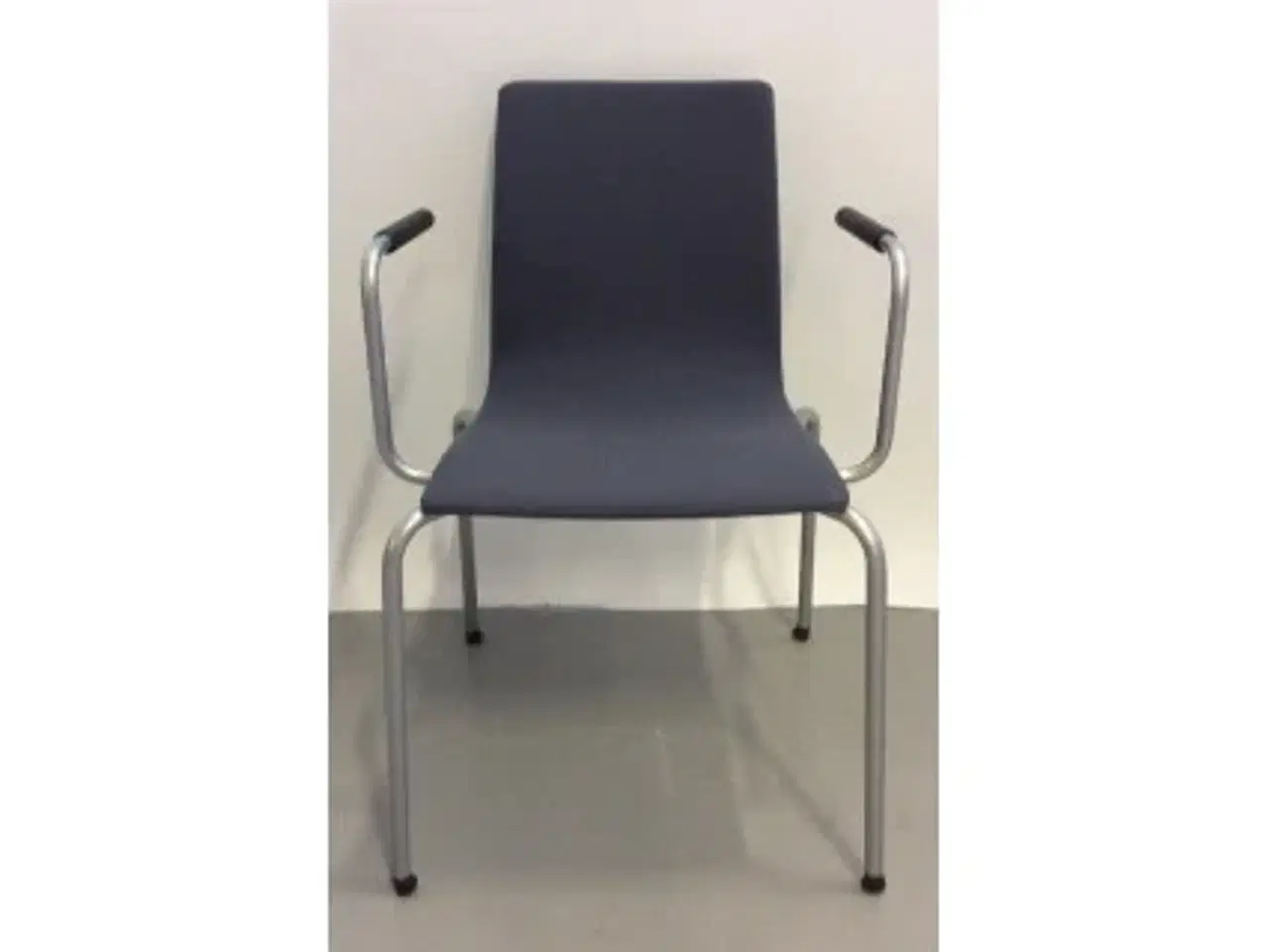 Billede 1 - Koksgrå skandiform flex mødestole med armlæn