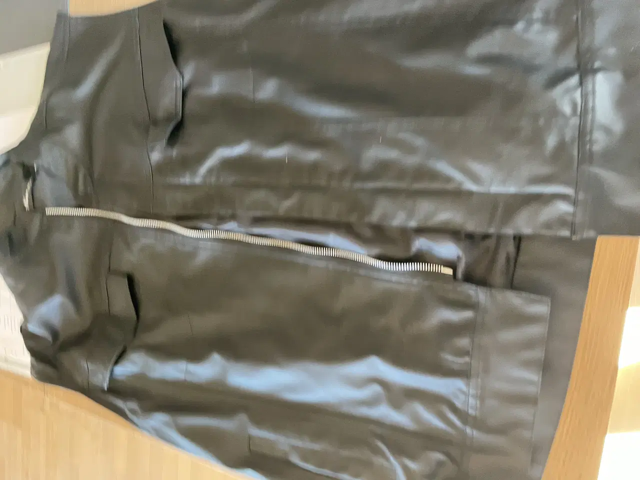 Billede 1 - Vest med broderi 