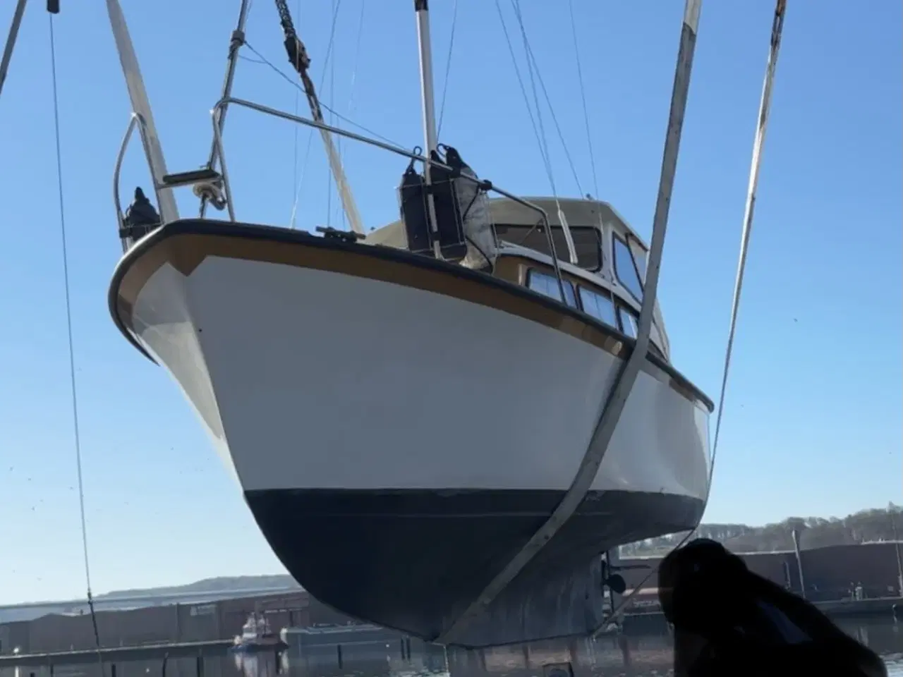 Billede 3 - Sejlklar Luna 26 motorsejler fra 1977