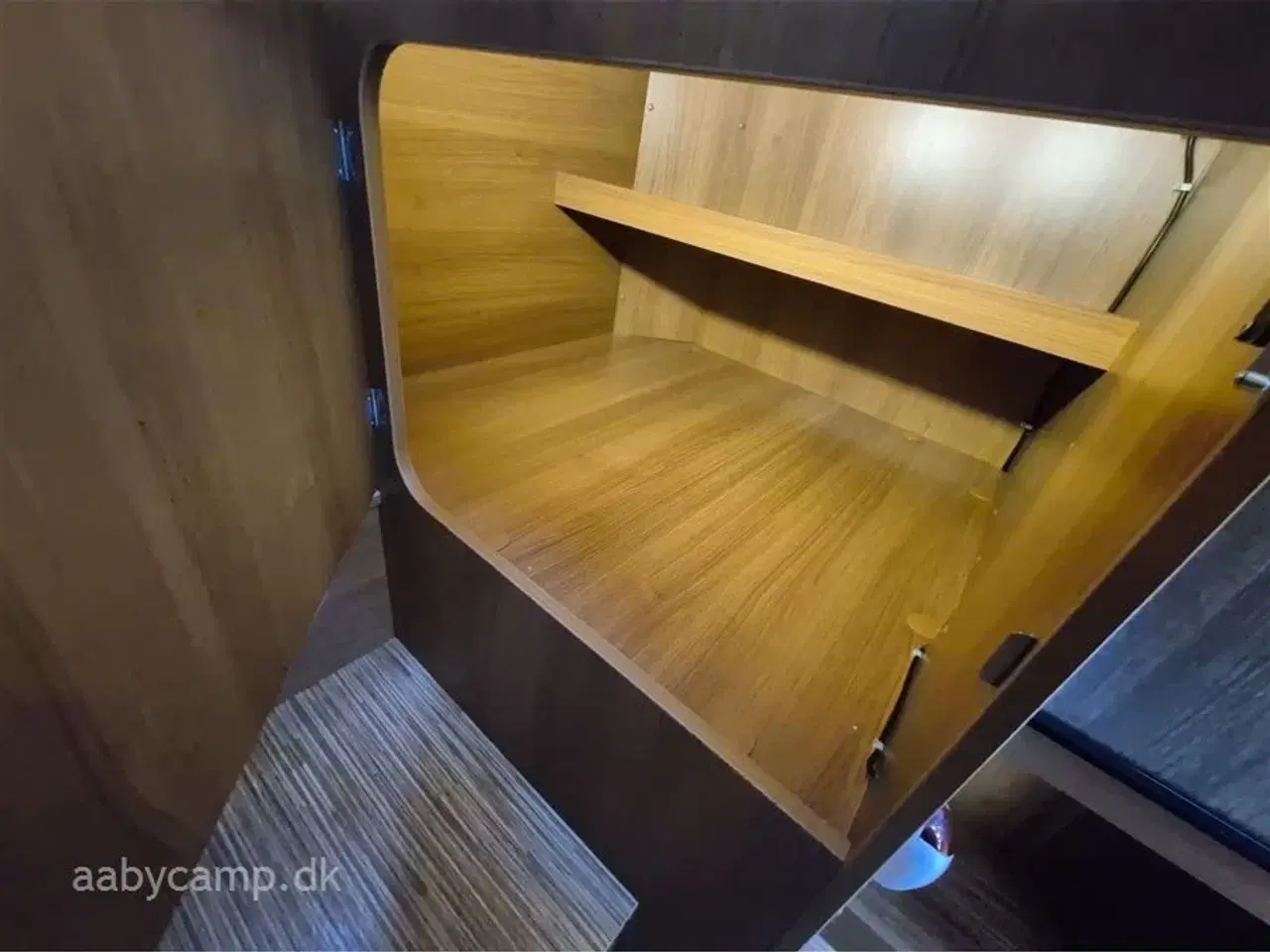 Billede 14 - 2013 - Carado T 448   solcelle. batteri. markise. cykelstativ. synet Feb. 2025. Tandrem skiftet i 2022. Nyt køleskab i 2024. Kun 70,000 Km!! KUN SALG TIL CVR!!