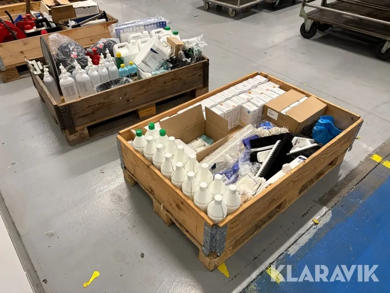 Billede 4 - Samlet lot med tilbehør til industri 2 paller