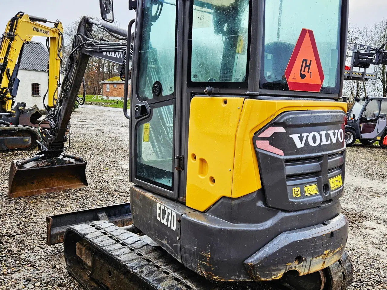 Billede 4 - Volvo EC27D / årgang 2018 / smøreanlæg