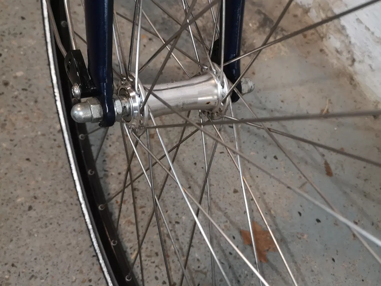Billede 9 - KILDEMOES  28"  65cm højt   7 gear...  ny