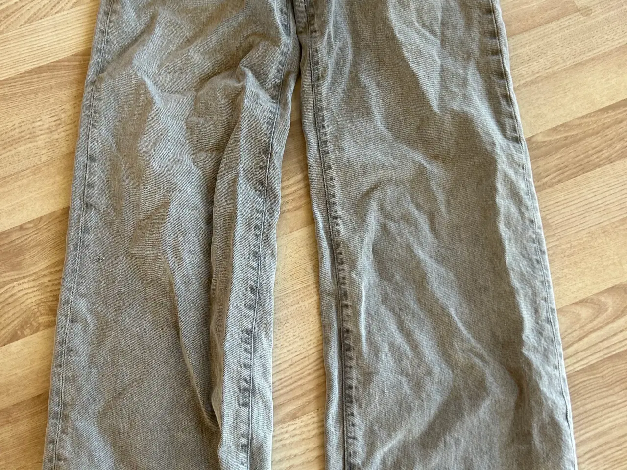 Billede 1 - Gina tricot perfect jeans