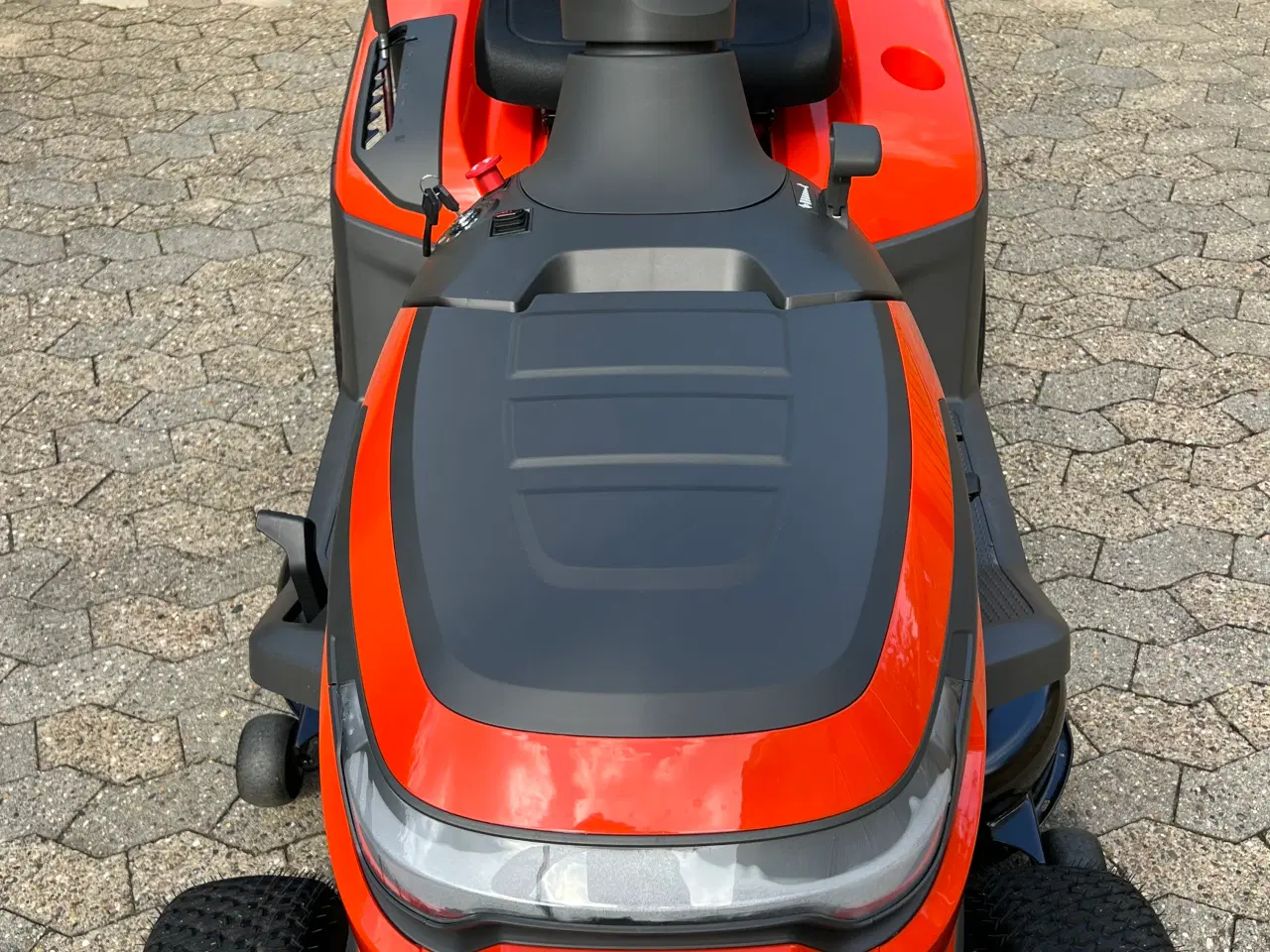 Billede 4 - Husqvarna TC 114 95 cm klippebredde 