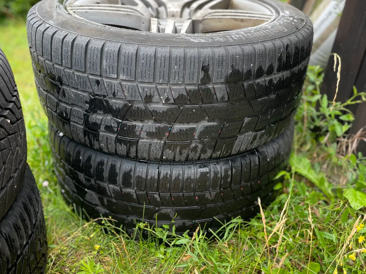 Billede 4 - 4 vinterdæk på fælge Medcedes E 200