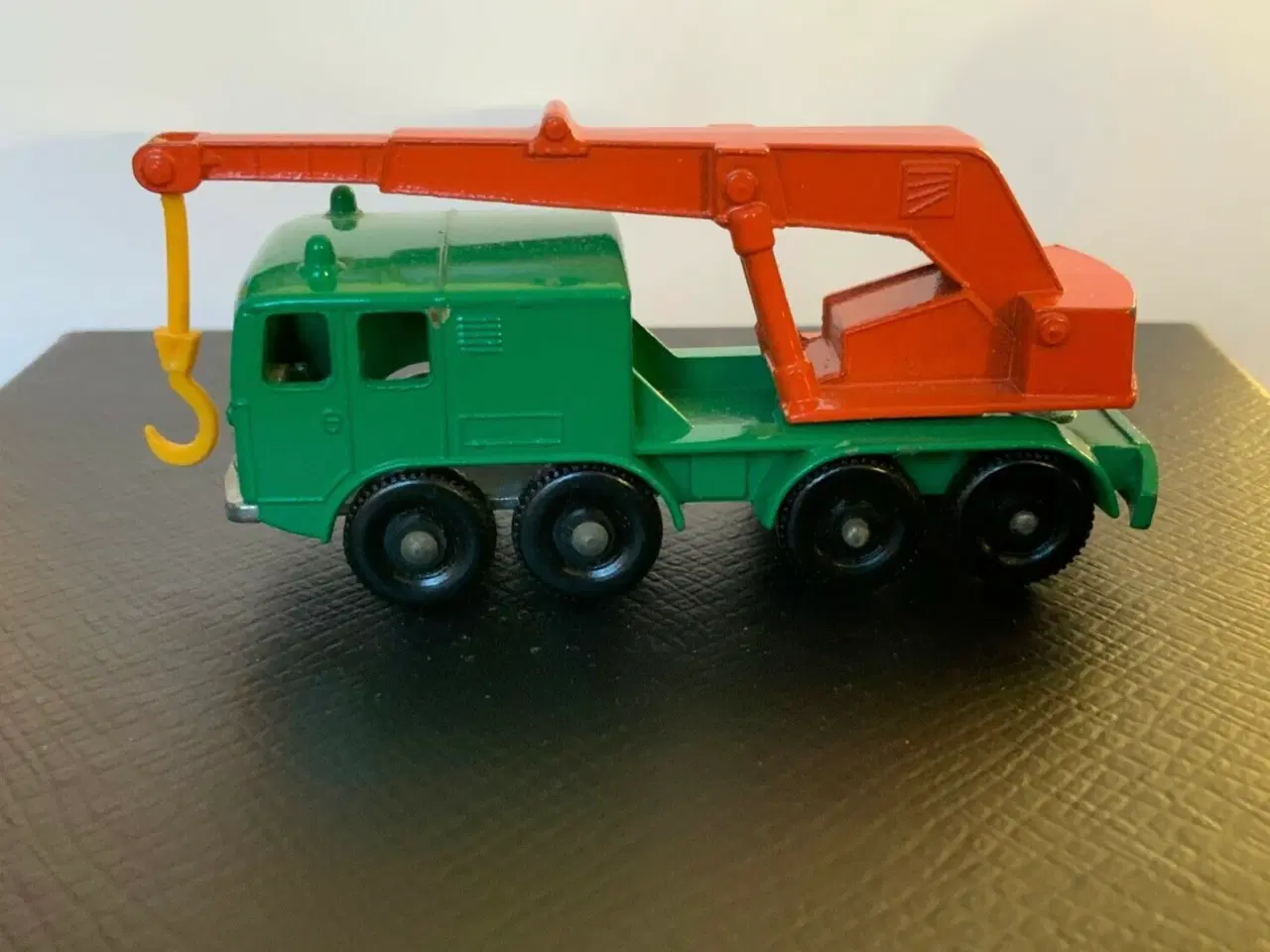 Billede 3 - Matchbox No. 30 8 Wheeler Crane Truck