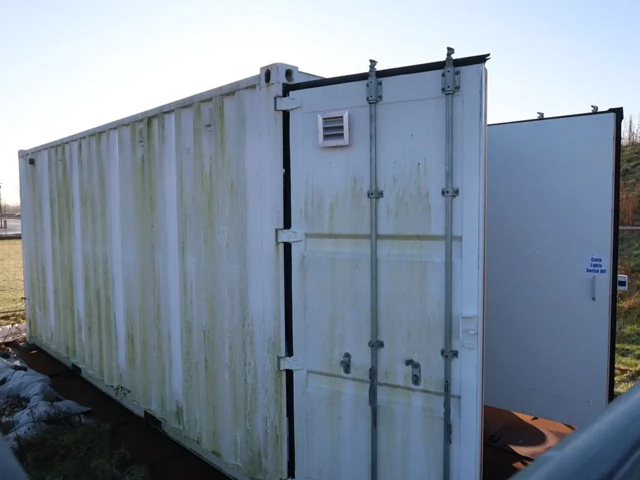 Billede 2 - 20 fods isolering container indrettet som testcenter af overskudsvarme (læs beskrivelse)