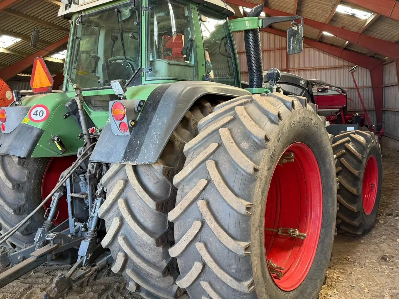 Billede 3 - Fendt 718 Vario TMS med læsser og tvillingehjul hele vejen rundt