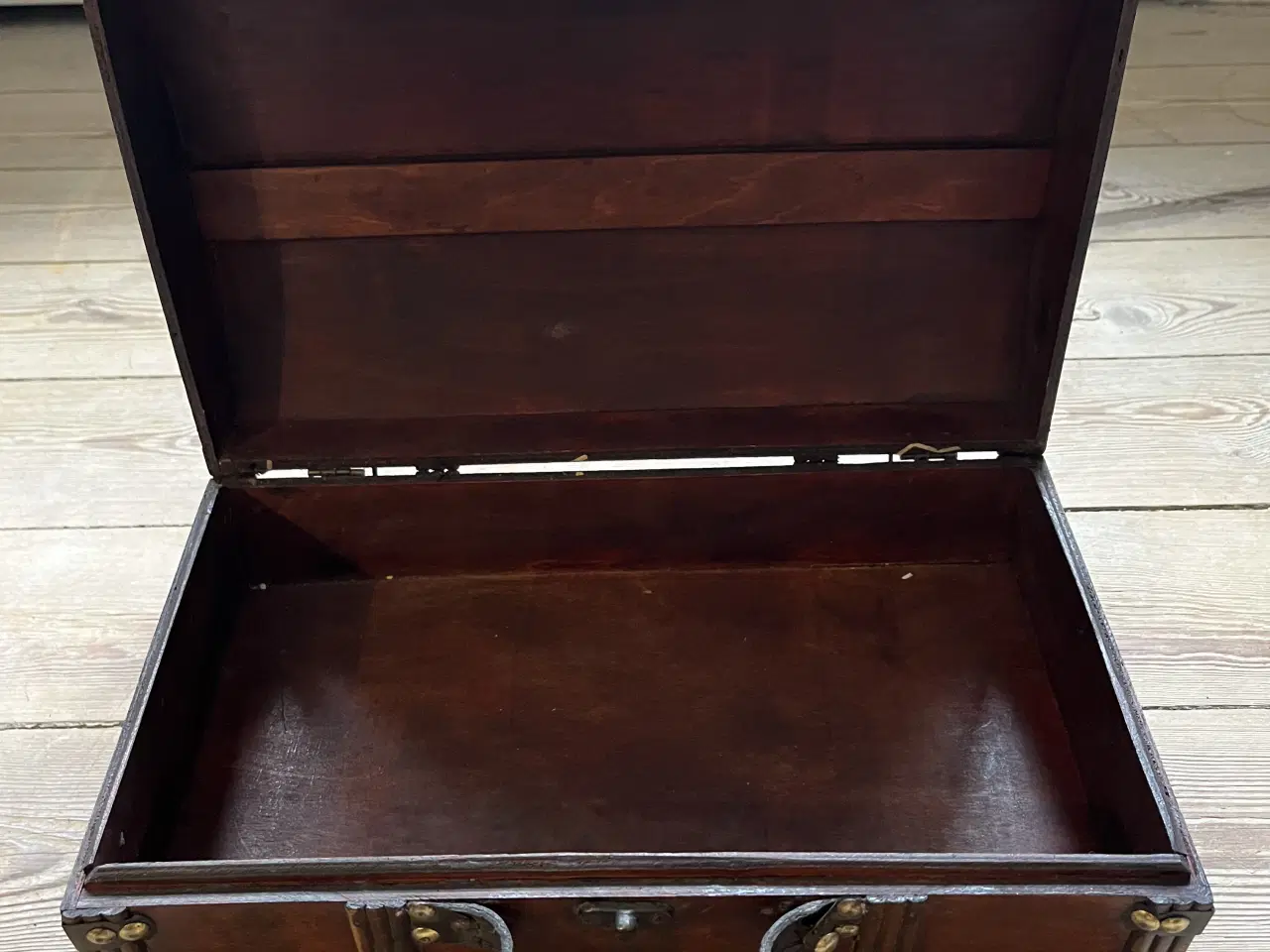 Billede 3 - Træ skrin / skattekiste