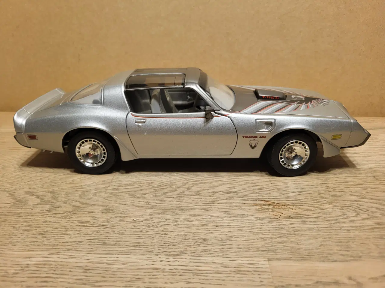 Billede 2 - Modelbil. Pontiac Firebird TRANS AM (1979) Skala 1