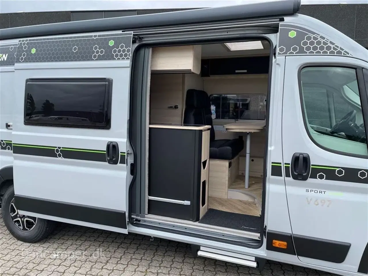 Billede 6 - 2024 - Chausson V697 Sport Line   Super vintercamper, 140 HK, 9-trins automatgear, tilbehørs-, connect-, safety- og artic pakke.