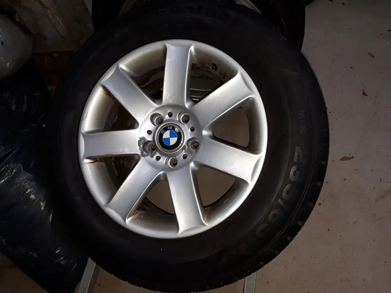 Billede 1 - BMW X5 m.fl. hjul   1 stk !  17 x 8 med 235/65 R17