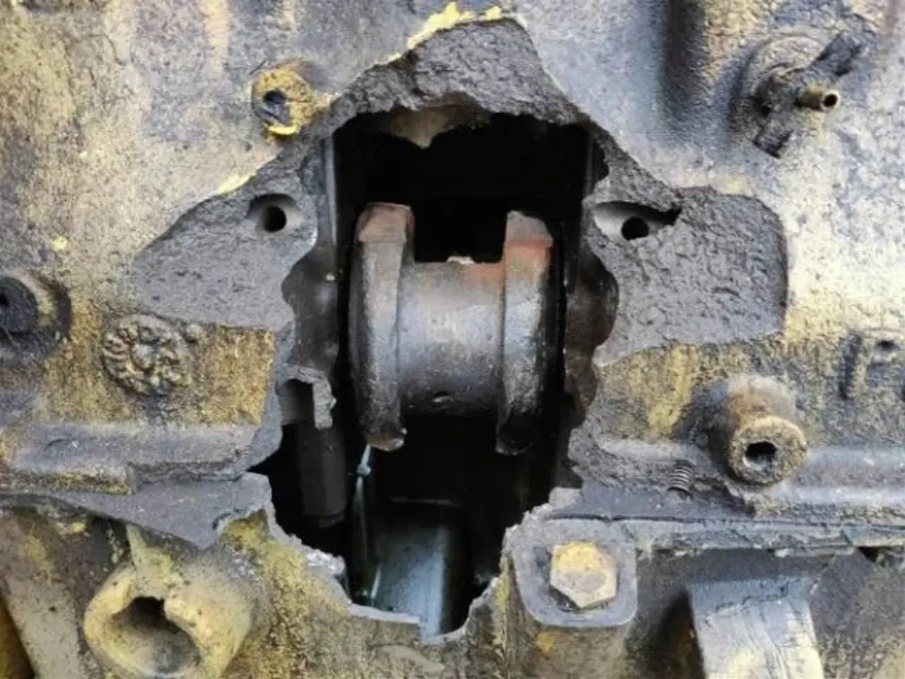 Billede 3 - Ford 2715E Defekt for parts