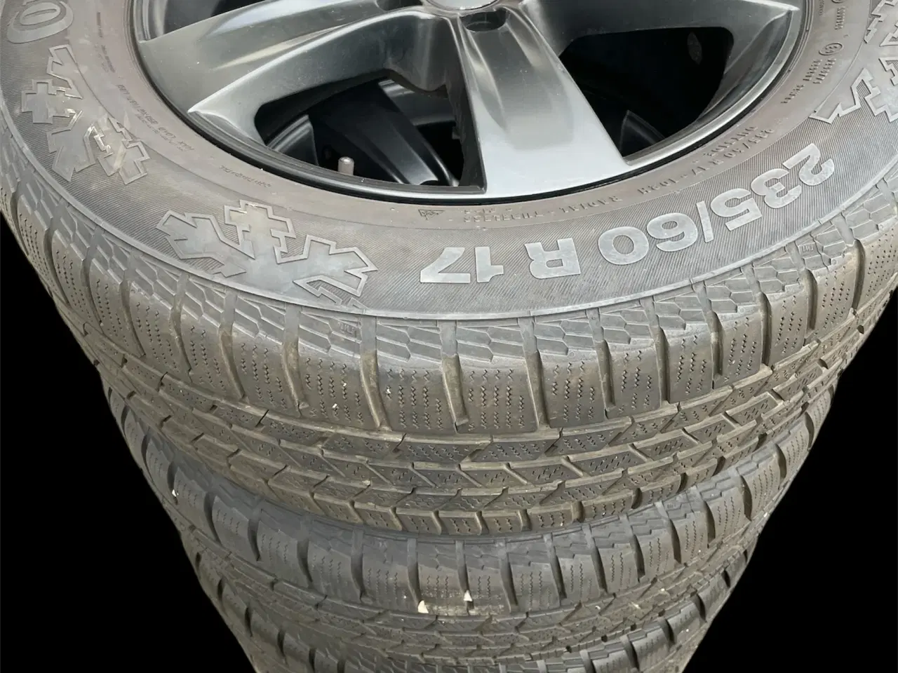 Billede 2 - 17 Volvo XC40 235/60r17 Ref.P13 vinter