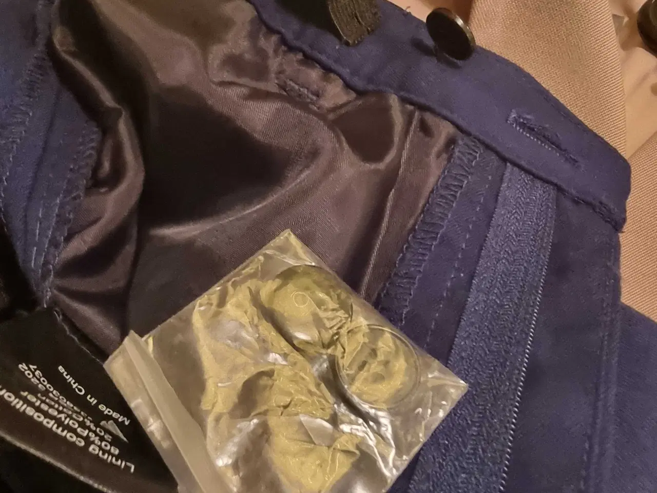 Billede 4 - Smuk og enkelt drenge konfirmations sæt